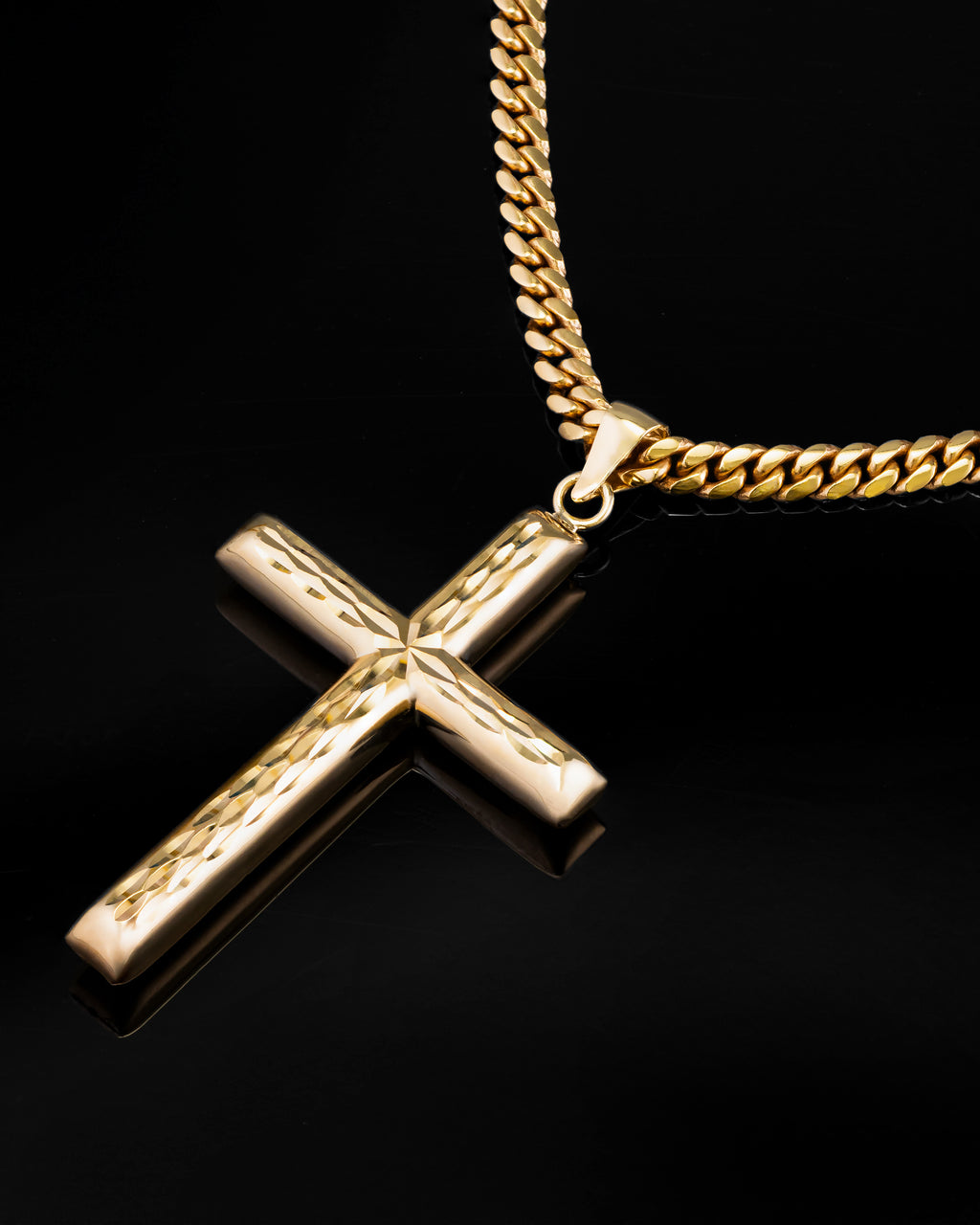 14k Solid Gold Diamond Cut Cross Pendant 1.9 grams