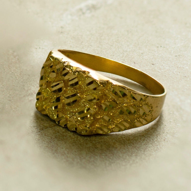 10K Yellow Gold Round Square Nugget Ring 